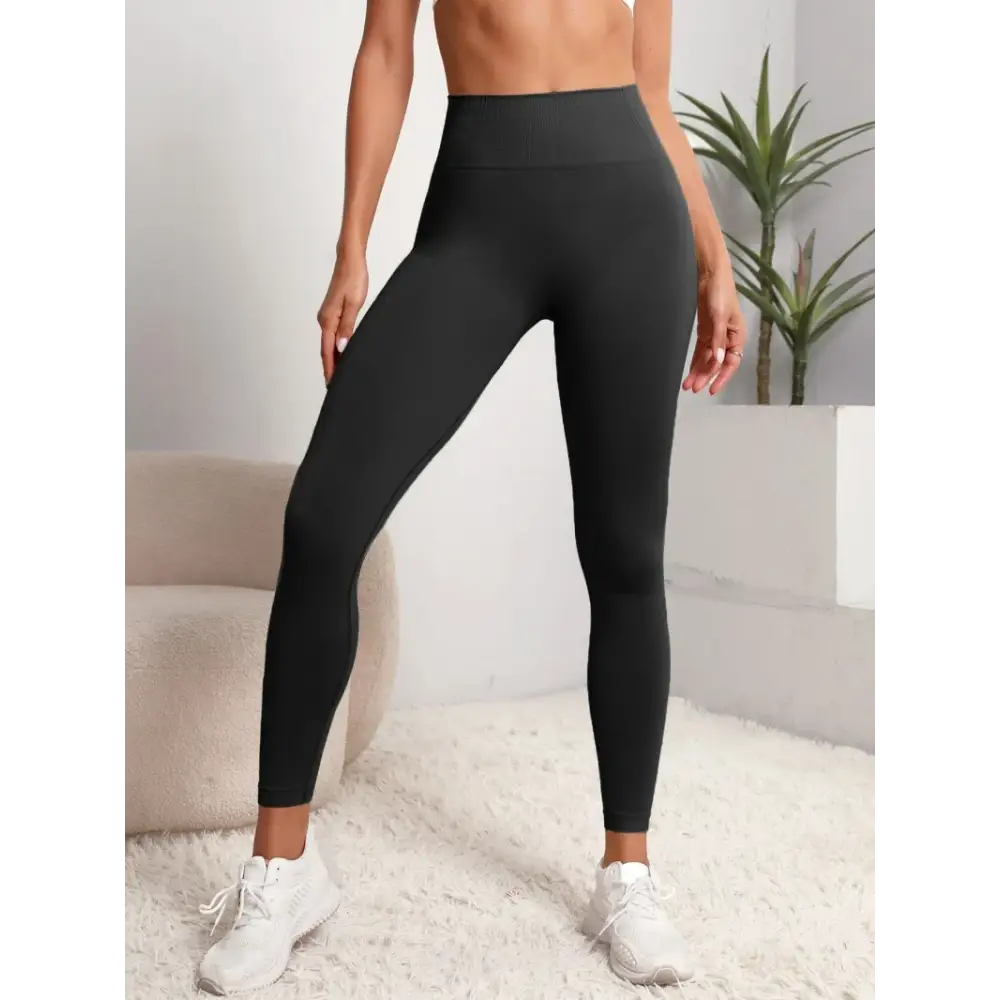 Stylish Women Seamless Hip Lifting Sports Leggings High Waist Fitness Leggings for yoga and gym, by OVESPORT.
