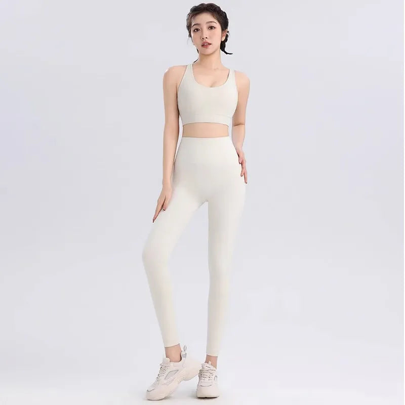 Stylish and Comfortable Yoga Outfits for Ladies in Light Color Designed for Flexibility and Movement