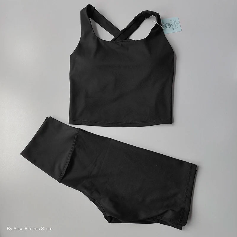 Ladies Sports Bra and Shorts Set Activewear