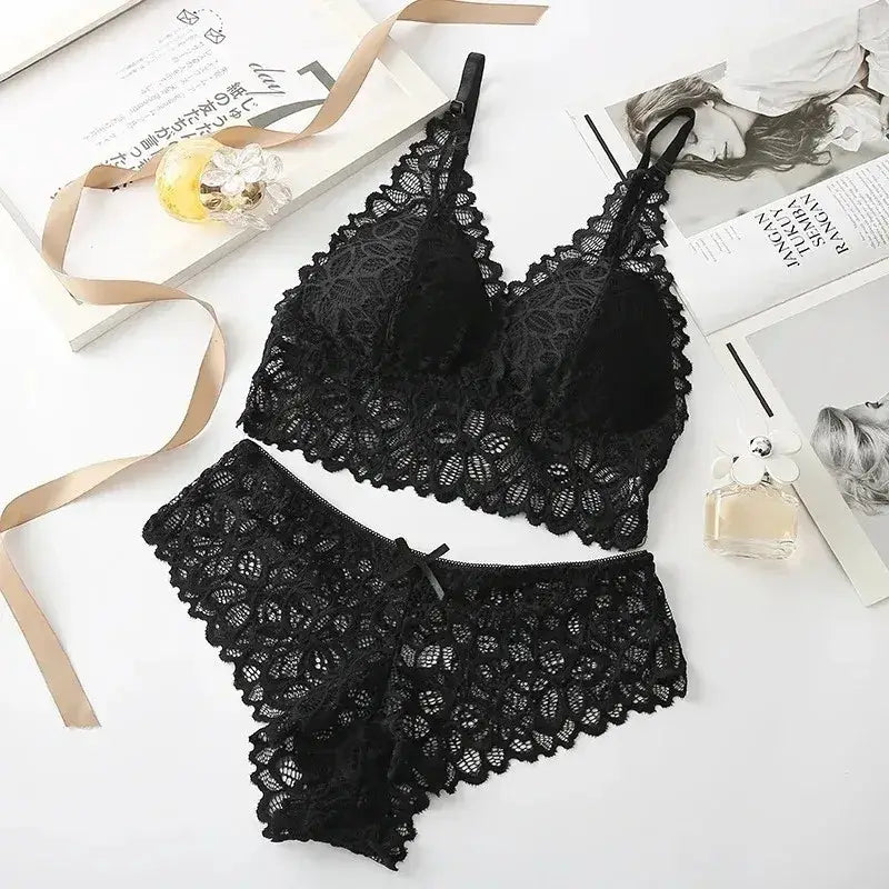 Sexy Lace Women Underwear Set Seamless Wire Free Bra Sets Hollow Out Bra and Panty Sets For Women Embroidery Intimates