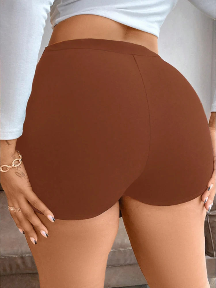 Falda acampanada de talla grande para primavera y verano de 2024, minifalda informal negra versátil a la moda para mujer, plisada y esponjosa corta