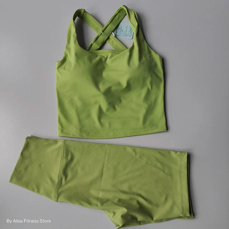 Ladies Sports Bra and Shorts Set Activewear