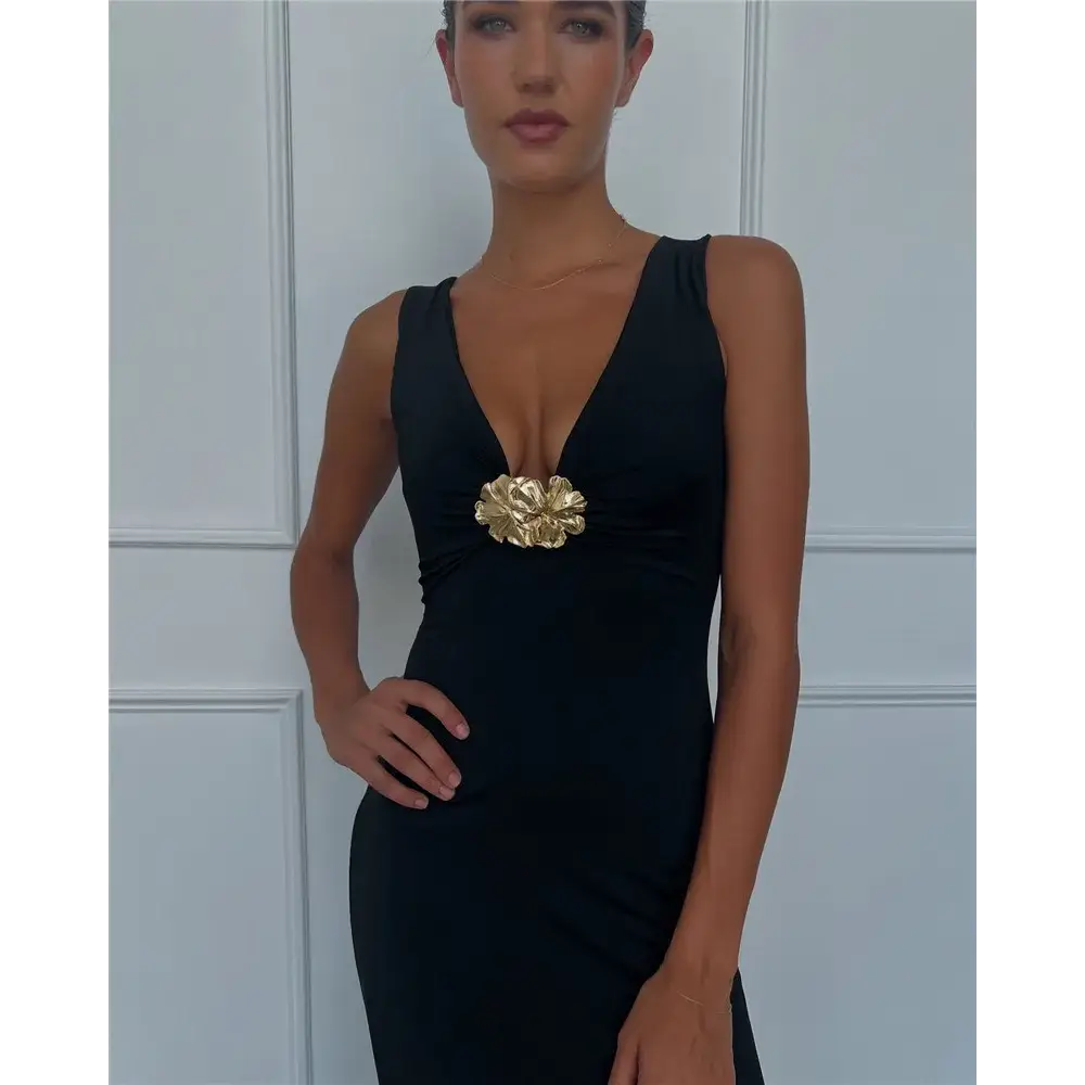 Mozision Elegant Deep V Neck Front Gold Clasp Sexy Maxi Dress For Women Black Gown Sleeveless Slim Fit Long Tank Dress