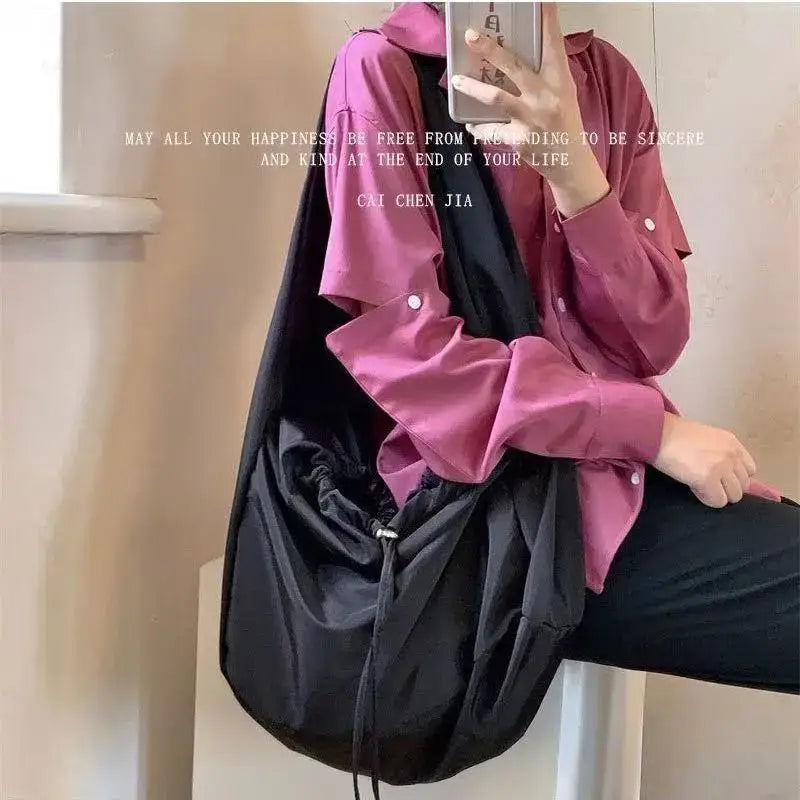 Stylish female casual tote purse in black, perfect for everyday use and versatile with any outfit