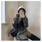 Stylish female casual tote purse for everyday use and a chic outfit