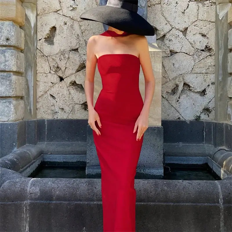 Mozision Halter Off-shoulder Sexy Maxi Dress Women Fashion Strapless Sleeveless Backless Bodycon Club Party Long