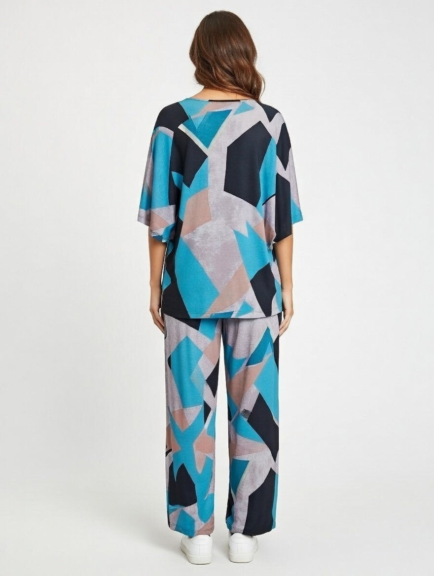 Blue Geometric Print Two-Piece Set – Plus Size Short-Sleeve Top & Wide-Leg Pants