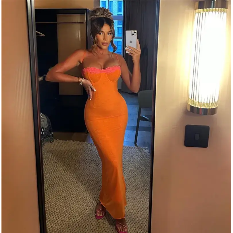 Mozision Lace Spaghetti Strap Bodycon Maxi Dress Women Gown Patchwork Fashion Sleeveless Backless Sexy Club Party Dress