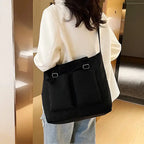 Stylish large capacity shopper handbag in black, perfect for everyday use and versatile outfits