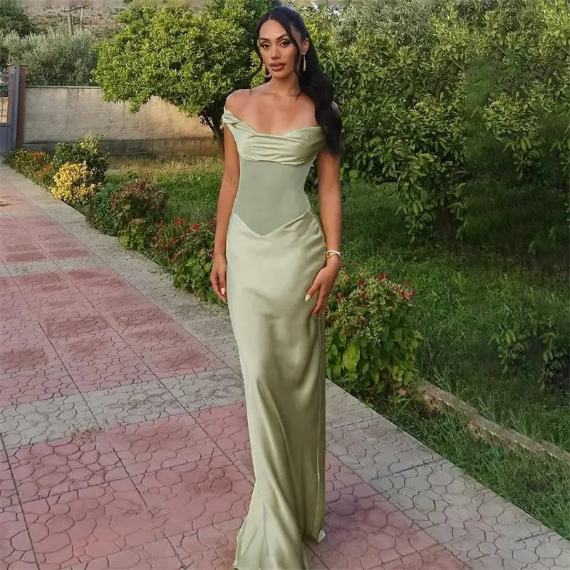 Mozision Off-shoulder Backless Sexy Maxi Dress For Women Fashion Patchwork Strapless Sleeveless Bodycon Club Party Long