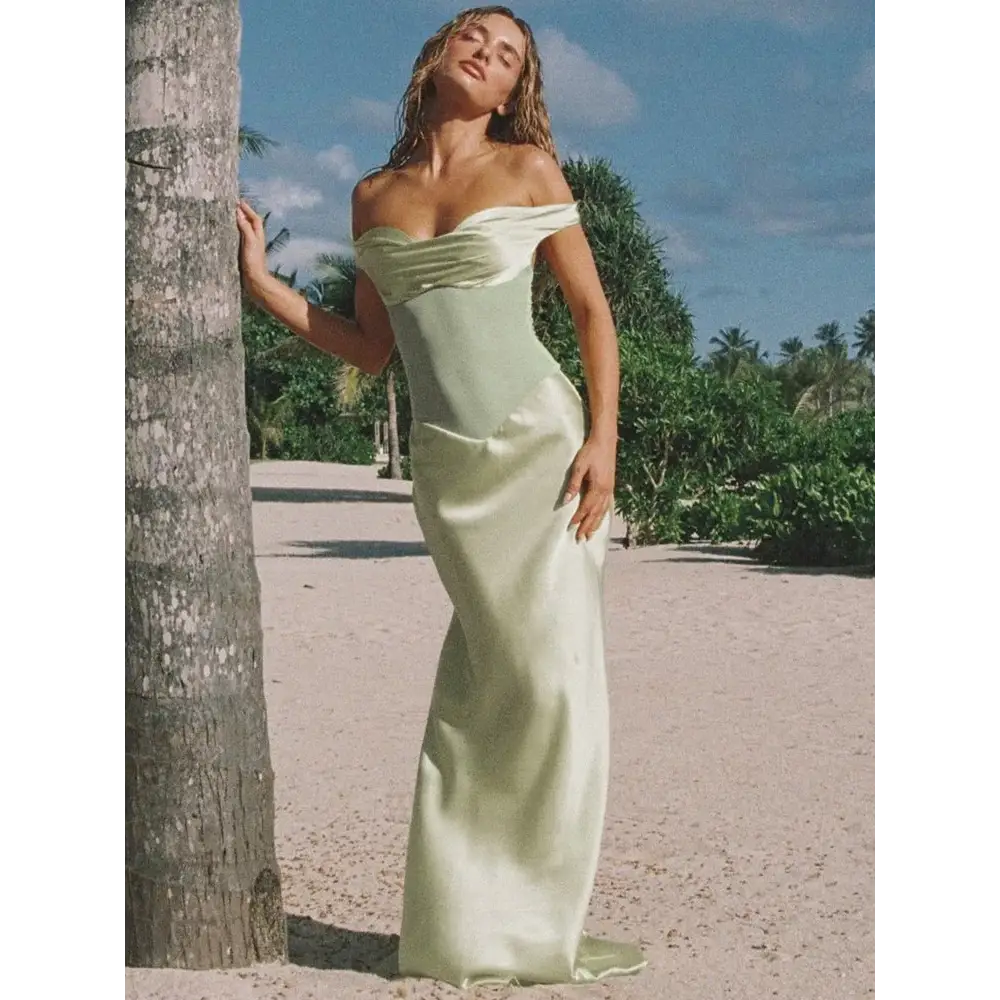 Mozision Off-shoulder Backless Sexy Maxi Dress For Women Fashion Patchwork Strapless Sleeveless Bodycon Club Party Long