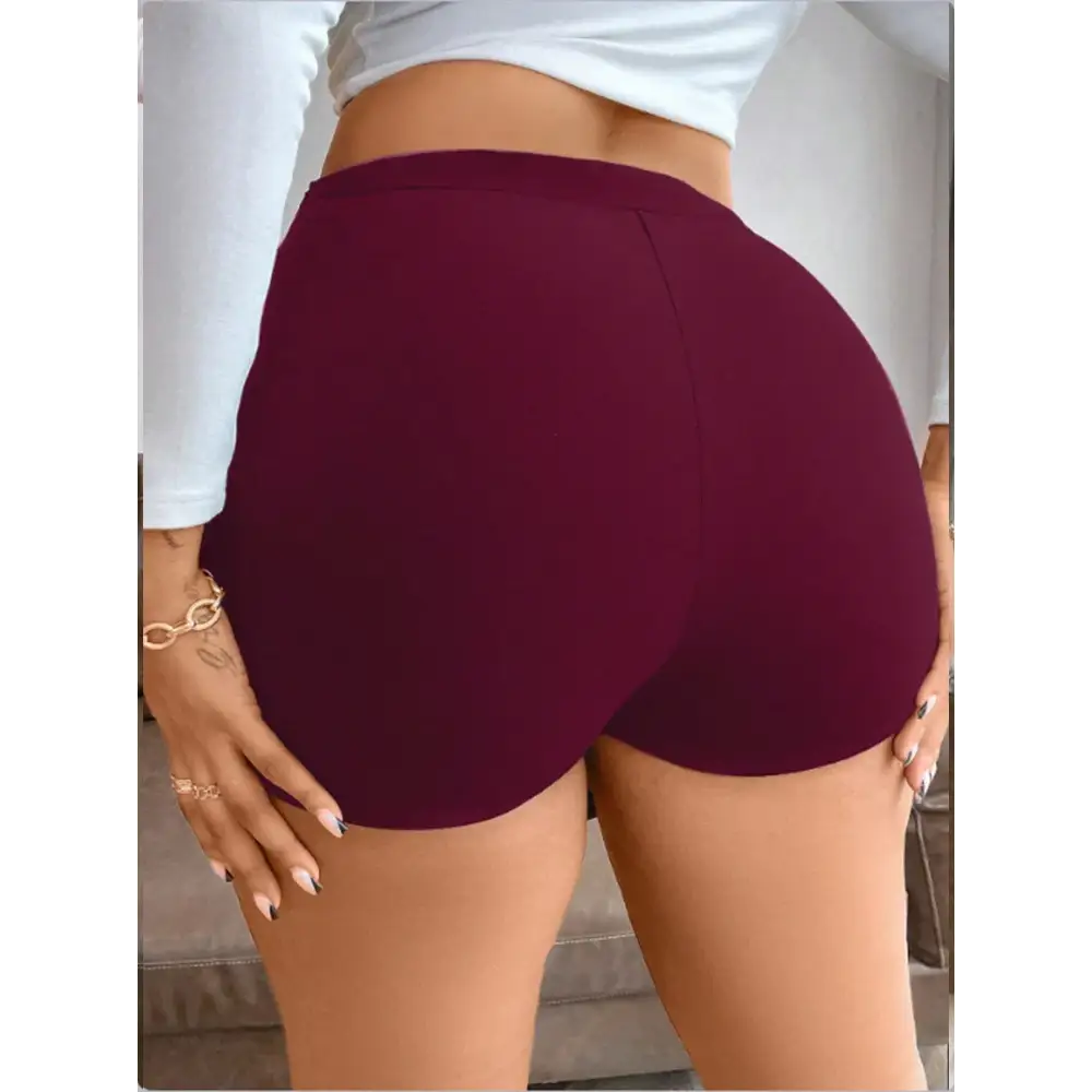 Plus Size 2024 Spring And Summer New Flared Skirt Ladies Fashion Versatile Black Casual Mini Skirt Pleated Fluffy Short