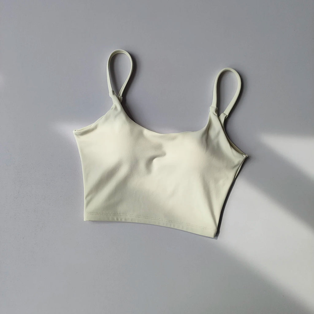 Light green sports underwear for ladies with adjustable straps and a comfortable fit for workouts