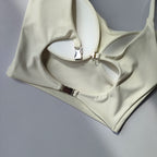 Lightweight and breathable sports underwear for ladies with adjustable straps and a stylish design