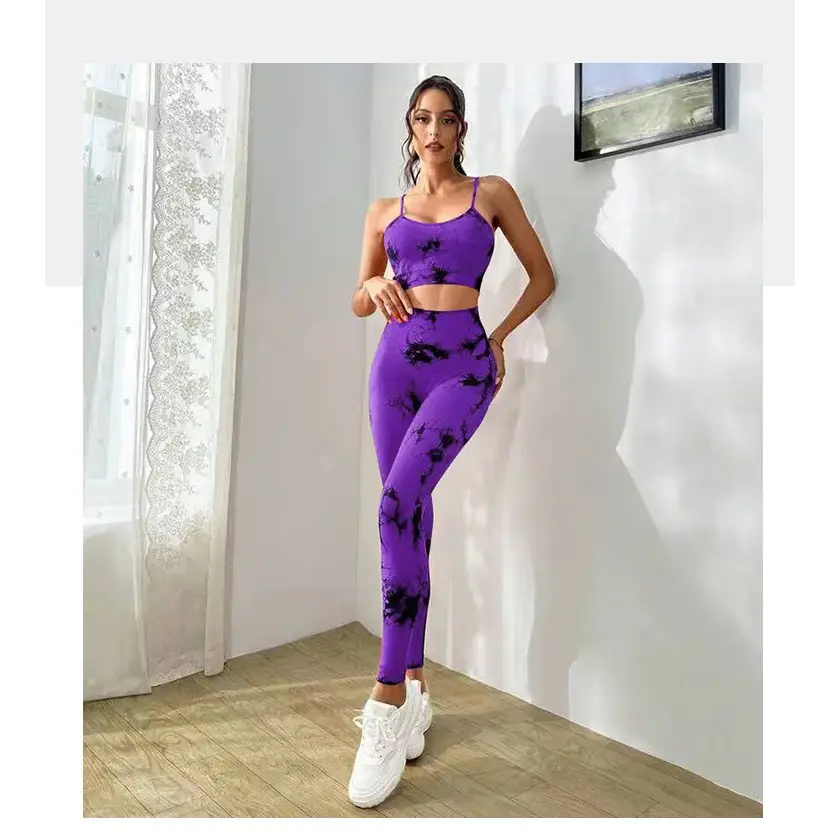Stylish Tie Dye Yoga Women's Tracksuit features a seamless sports bra and high waist leggings for fitness enthusiasts.