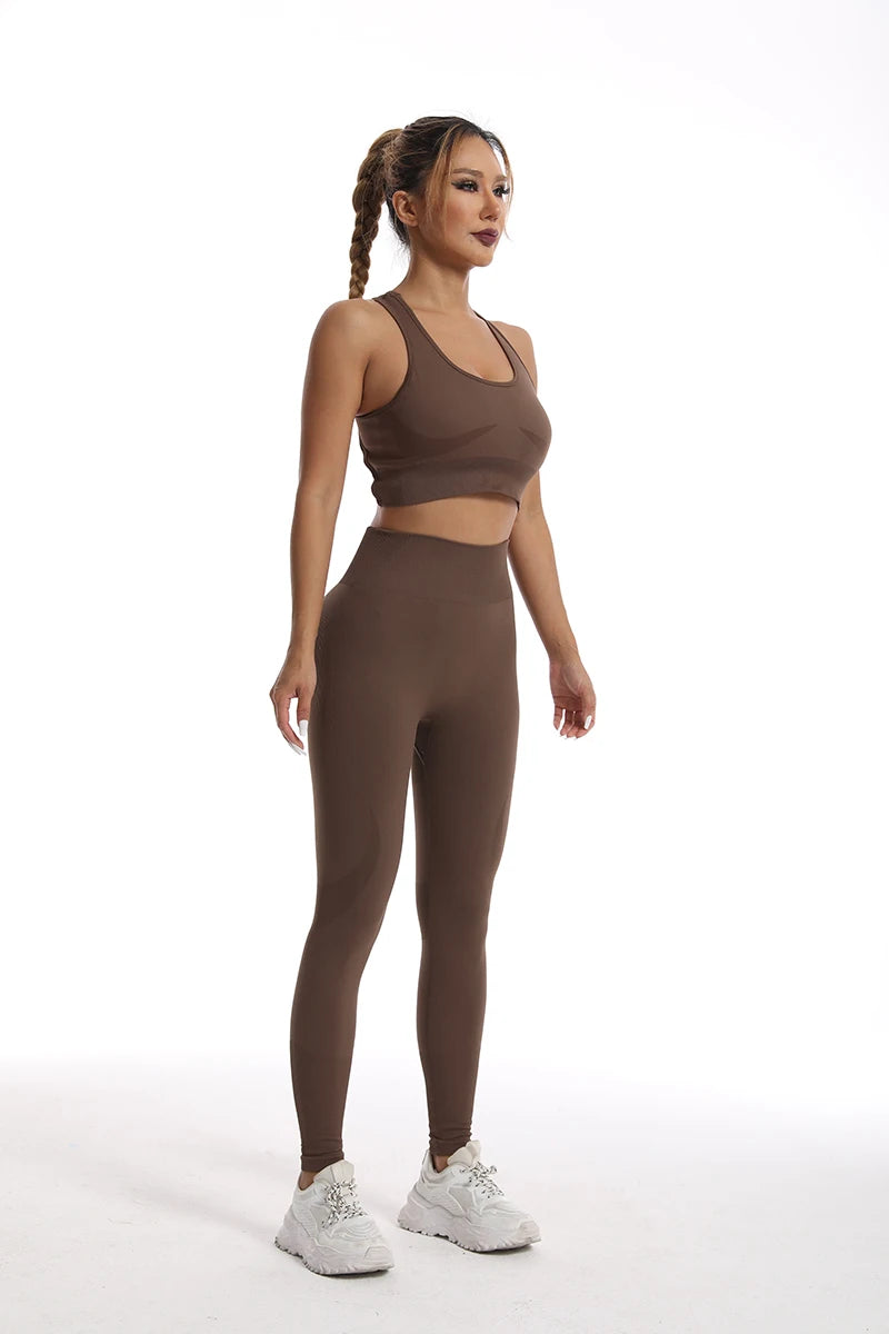 Stylish womens yoga set tracksuit in brown, featuring a crop top and high-waisted leggings for comfort