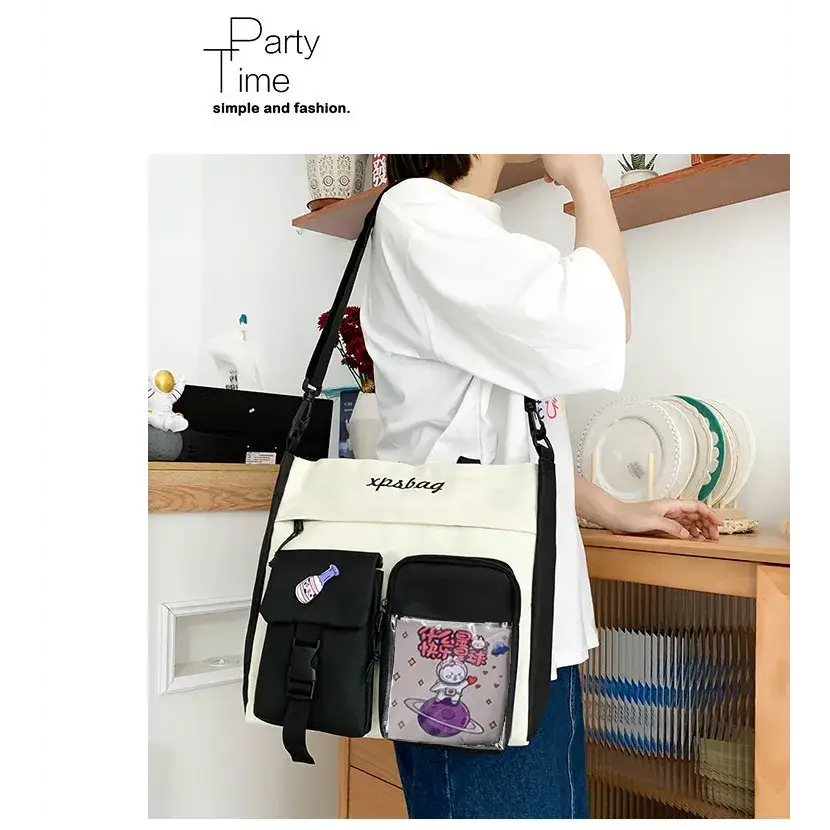 Stylish large capacity ladies handbag with multiple pockets for everyday use